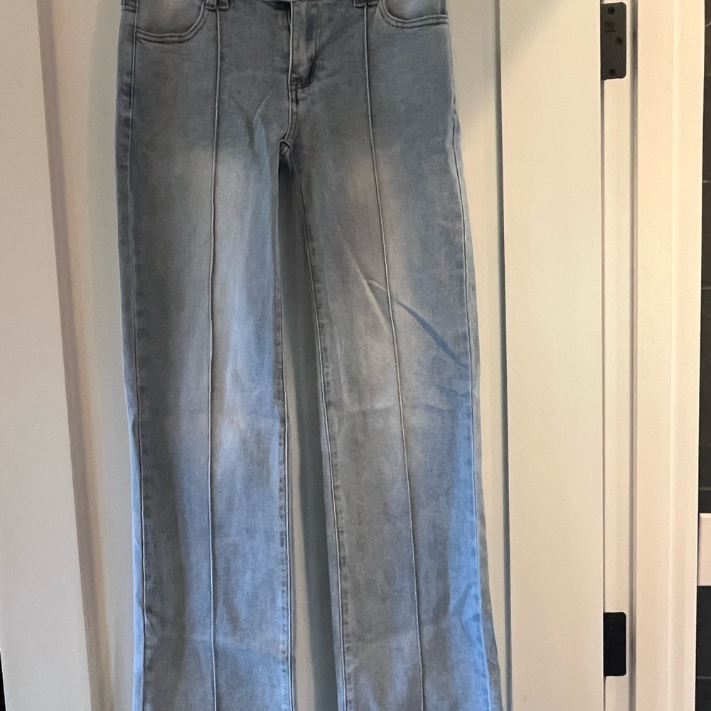 Women's Light Blue Jeans